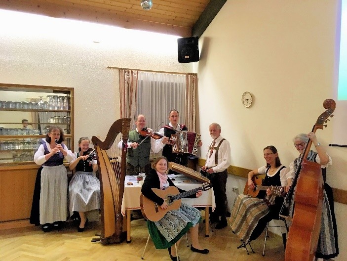 user 13 Foto vom Tanzlader 2020 1