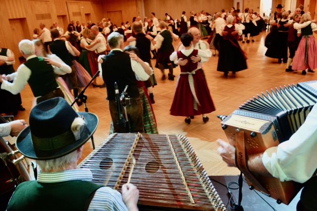 Impression vom Volkstanzfest